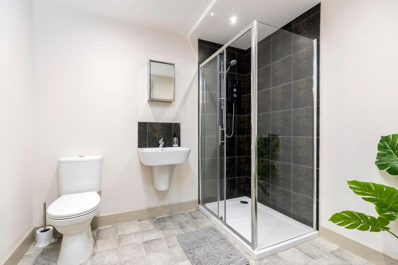 Avery House 2 - Two Bedroom With Outdoor Terrace By Bpne Darlington  Extérieur photo